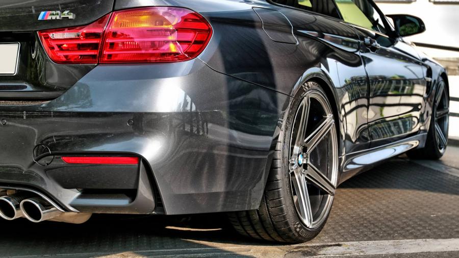  BMW M4 Coupe by mbDESIGN 2014 года  (фото 5 из 5)